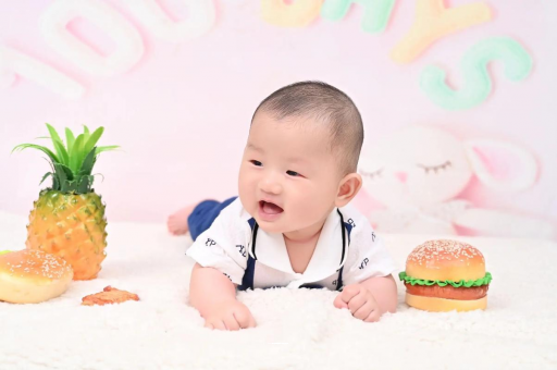 牡丹江宝宝在妈妈肚子里